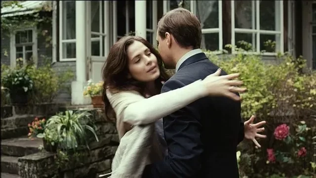 "Ты ни с кем не способен ругаться так, как с самым близким человеком". Евгений Цыганов высказался о конфликтах с Юлией Снигирь