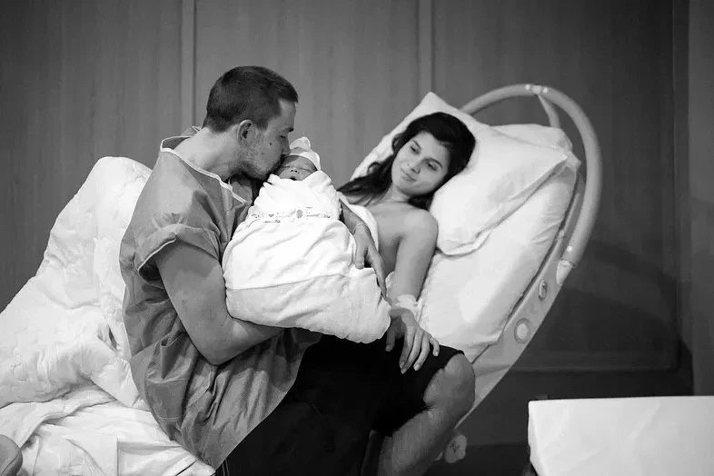 Александр и Виктория Петровы показали новое фото с сыном