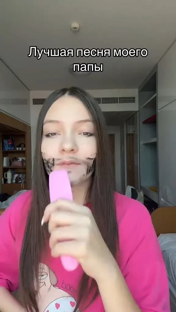 "Скоро станет популярнее отца". Дочь Филиппа Киркорова спародировала отца