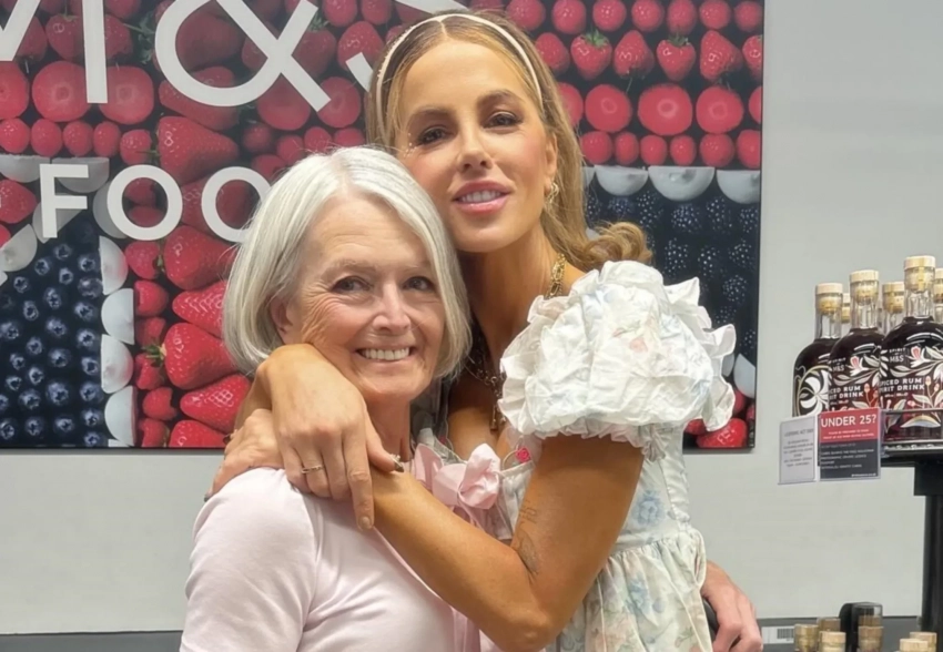 "Это был мой самый большой страх". Кейт Бекинсейл сообщила, что её мама умерла