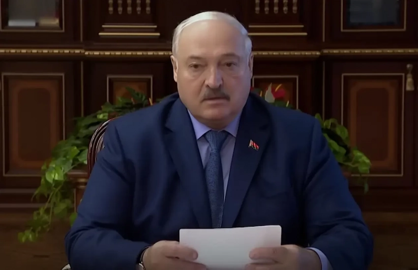 Сначала общаются Путин и Трамп, потом Зеленский: Лукашенко предложил трехсторонний саммит в Минске