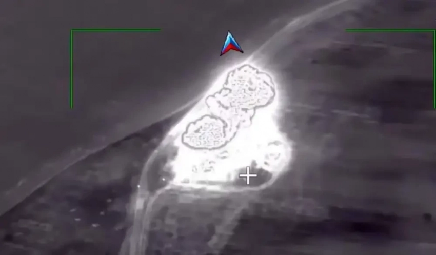 Показаны кадры ударов БПЛА «Герань-2» по пункту управления ВСУ в Черниговской области