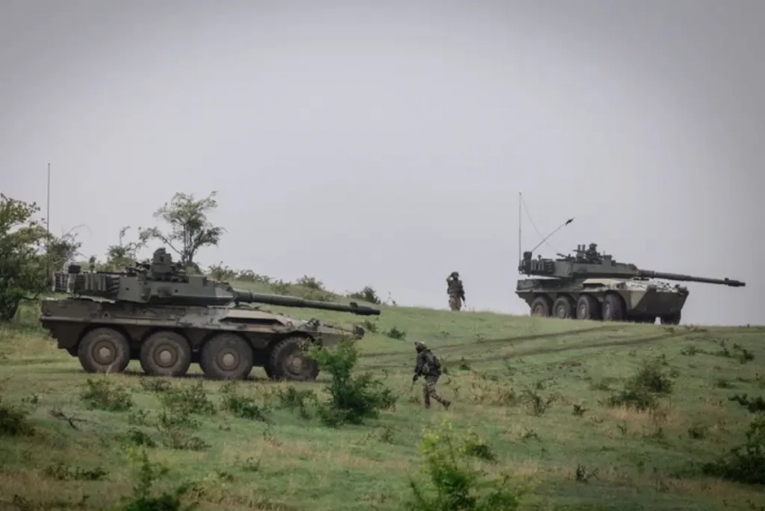 Захарова: Москва категорически против появления военных из стран НАТО на Украине